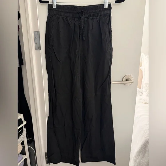 Everlane Women's Wide Leg Black Pants - Picture 3 of 6
